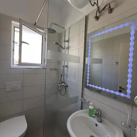 New Portside Sarandë