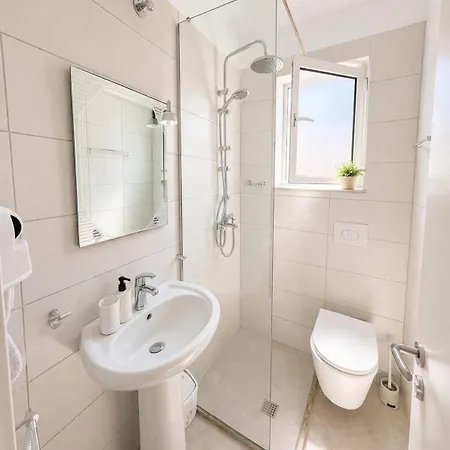 New Portside Daire