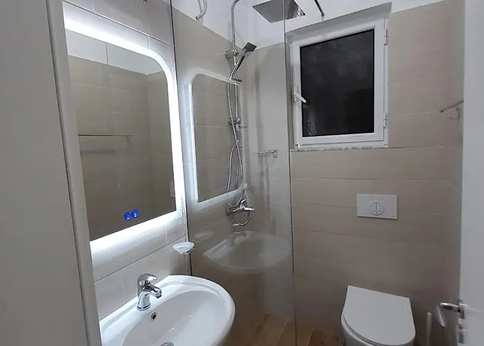 New Portside Apartment *