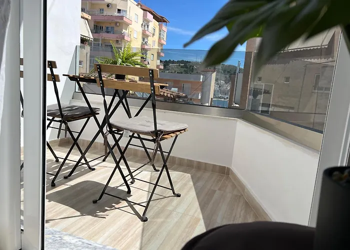 New Portside Apartment *