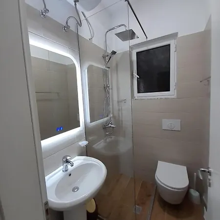 New Portside Apartment *