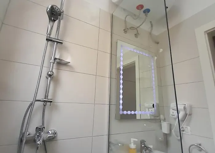 New Portside Sarandë