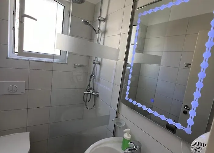 New Portside Sarandë